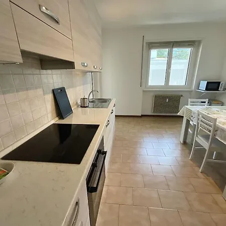 Casa Di Tom Con Balcone, Parcheggio E Self Check In