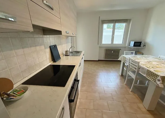 Casa Di Tom Con Balcone, Parcheggio E Self Check In