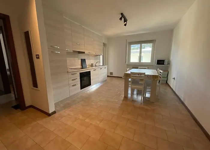 Casa Di Tom Con Balcone, Parcheggio E Self Check In * Тренто